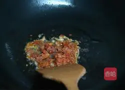 Illustration of Korean Spicy Cabbage Fried Rice 2