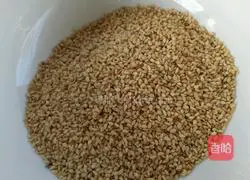 Illustration of how to make glutinous rice balls during the Lantern Festival 2