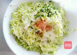 Black bean noodles and zucchini Egg pancake recipe 2