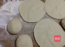 Illustration of how to make purple sweet potato stuffed buns 10