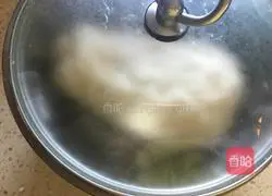 Illustration of how to make large dumplings with pumpkin stuffing 2