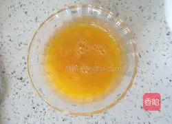 Illustration of how to make carrot and potato pancakes 5