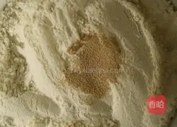 Illustration of how to make steamed buns 1