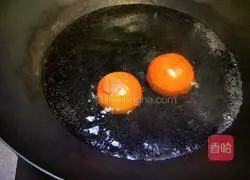 Illustration of how to make tomato and egg noodles 1