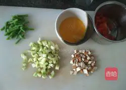 Illustration of how to make tomato and egg noodles 1