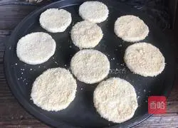 Illustration of how to make crispy sweet potato cake 7