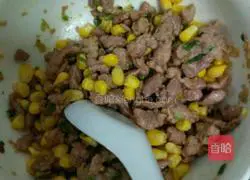 Illustration of how to make meat pancakes 3