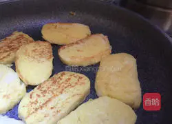 Illustration of how to make fried egg steamed buns 2