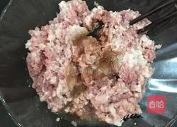 Illustration of how to make meat buns 5