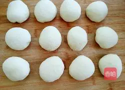 Illustration of how to make steamed buns 12