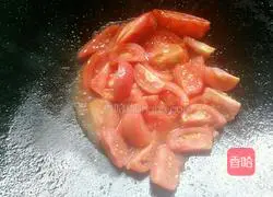 Illustration of how to make tomato and egg noodles 8