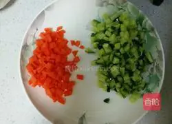 Illustration of how to make double mushroom curry fried rice 1