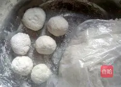 Illustration of how to make crystal dumplings 6