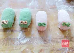 Illustration of how to make slipper steamed buns for couples 14