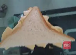 Fruit Sandwich Recipe Illustration 11