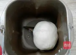 Illustration of how to make homemade steamed buns 1