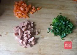 Yangzhou Egg Fried Rice Recipe Illustration 3