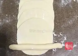 Illustration of how to make colorful steamed buns 17