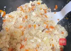 Assorted braised rice - rice cooker lazy rice recipe illustration 5