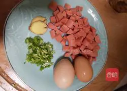 Illustration of how to make shrimp fried rice 2