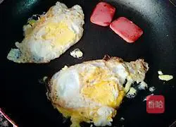 Illustration of how to make egg sandwich 3