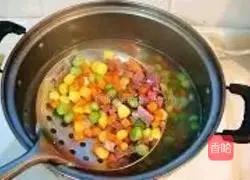 Yangzhou fried rice recipe illustration 2