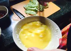 Illustration of how to make fried rice with cabbage, minced meat and eggs 3