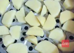 Illustration of how to make mashed potato cakes 2