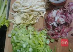 How to make fried noodles Illustration 1