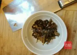 Illustration of how to make beef and vegetable fried rice 5