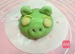 Illustration of how to make Angry Birds steamed buns 2