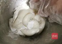 Illustration of how to make glutinous rice dumplings with fruit 8