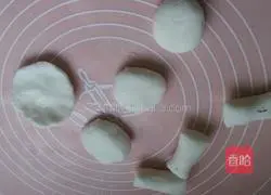 Crystal Purple Sweet Potato Illustration of how to make cake 6