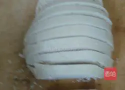 Illustration of how to make pan-fried steamed buns 2