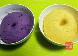 Illustration of how to make two-color steamed bun rolls 6