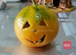 Illustration of how to make gingerbread haunted house 9