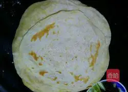 Illustration of how to make potato shredded burritos 8