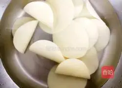 Illustration of how to make cold dumpling wrappers 2