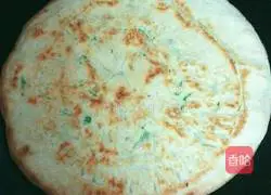 Illustration of how to make egg and green onion pancakes 16