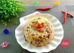 Illustration of how to make bacon and egg fried rice 12