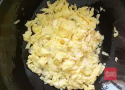 Lotus root and egg dumplings recipe illustration 3