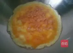 Illustration of how to make ham omelette 4