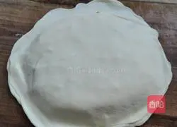 Illustration of how to make green onion pancakes 10