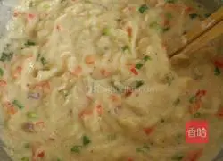 Illustration of how to make spiced potato pancakes 6