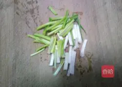 Illustration of how to make scallion oil noodles 2
