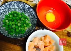 Orange Salmon Fried Rice Recipe Illustration 3