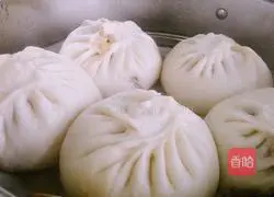 Illustration of how to make zucchini stuffed buns 14