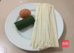 Illustration of how to make cold noodles 1