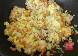 How to make egg fried rice Illustration 6
