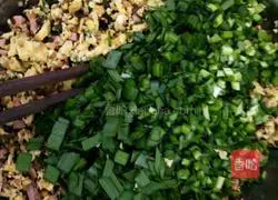 Illustration of how to make vegetarian steamed buns 5